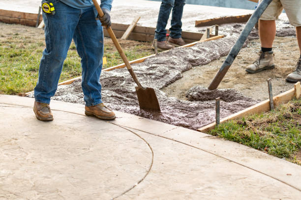 Best Concrete Driveway Installation in Centrevle, IL